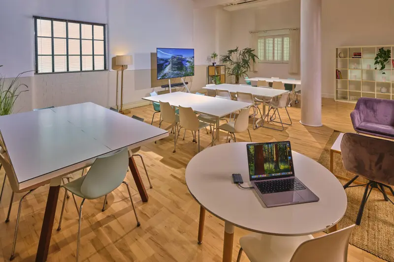 Canalside Studios in Angel